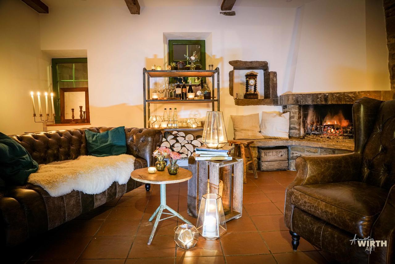 Hotel Am Markt Besigheim Bagian luar foto