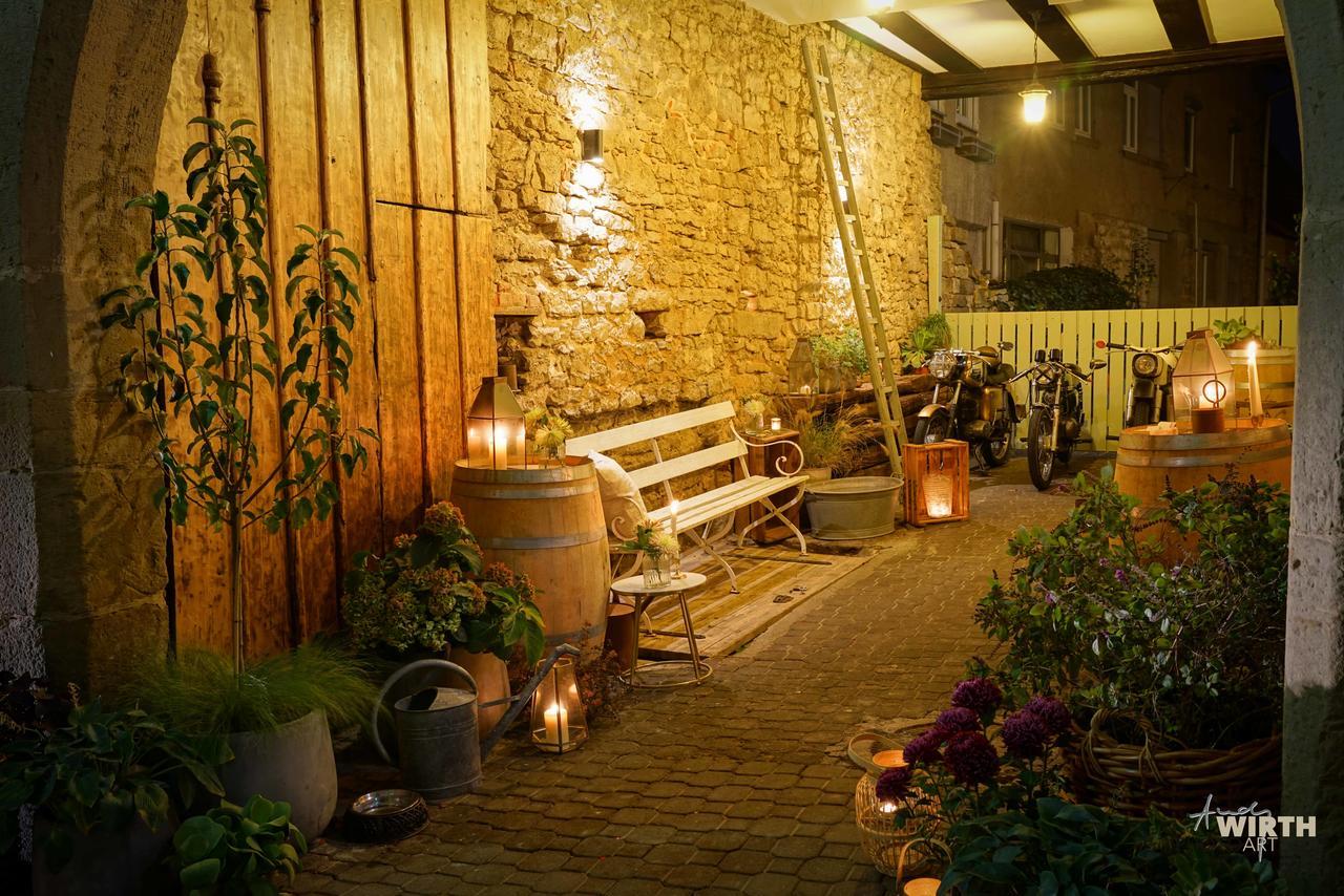 Hotel Am Markt Besigheim Bagian luar foto